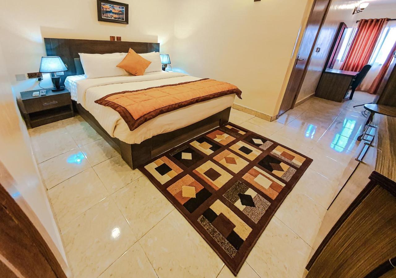 Beni Gold Hotel, Ikoyi Lagos Exteriör bild